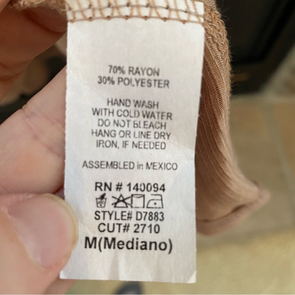 See You Monday Tan V-Neck Dress - Women’s Size Medium, Short Sleeve & Flowy - Picture 3 of 4